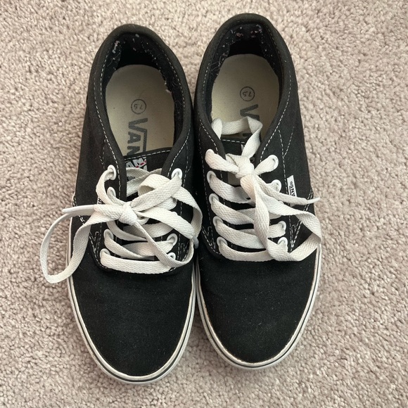 old skool vans sneakers - Picture 2 of 2